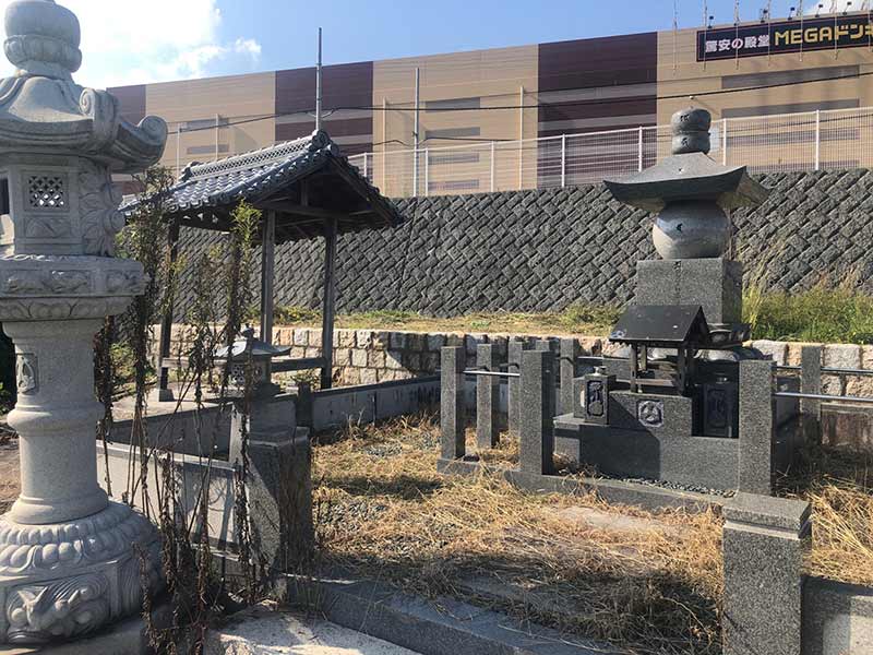 墓山墓地