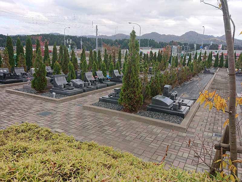 長岡やすらぎ霊園