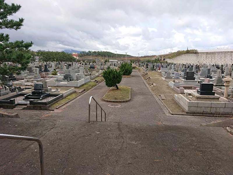 新潟市営 内野霊苑