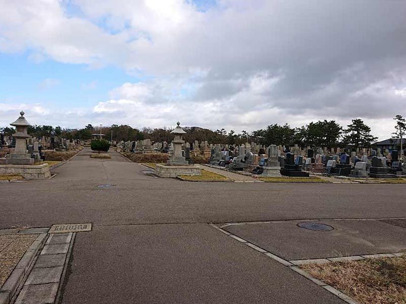 新潟市営 内野霊苑