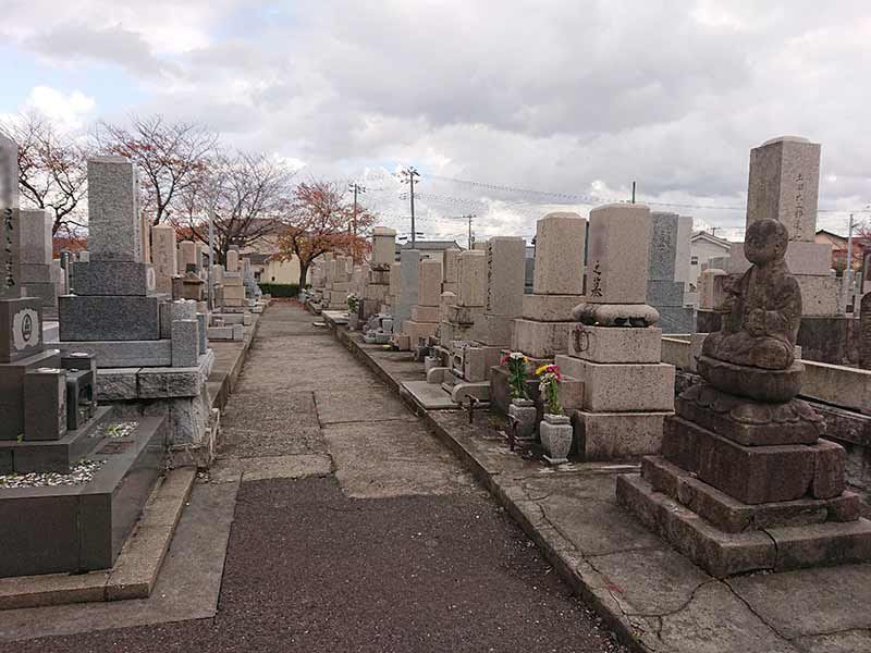 新潟市江南区営 亀田墓地