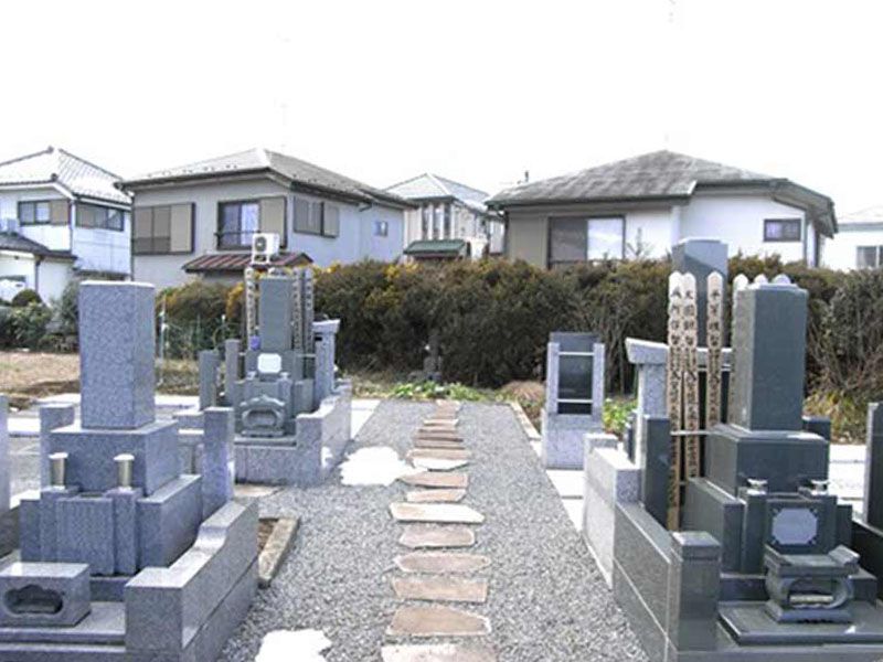 臨済宗 妙心寺派 芳心院　墓域の様子