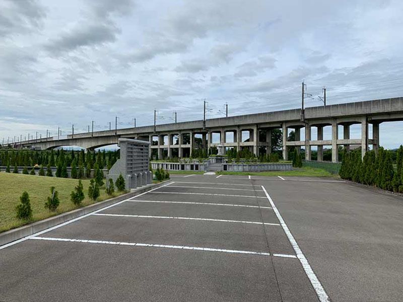 長岡やすらぎ霊園