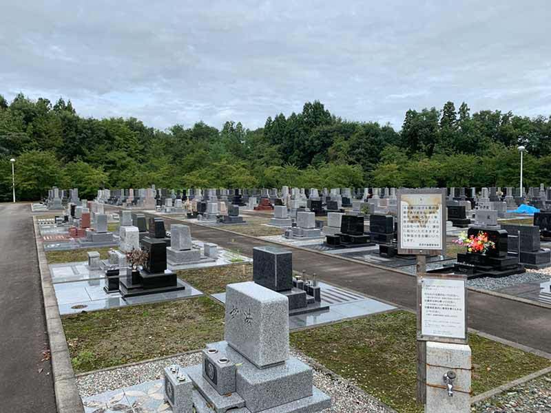 長岡市墓園