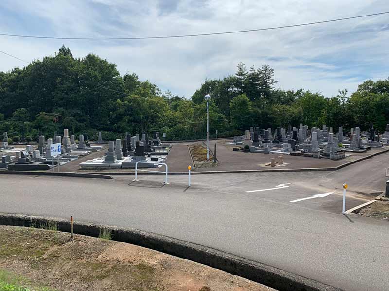 長岡市墓園