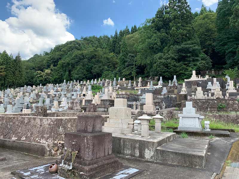 南砺市営 井波墓地