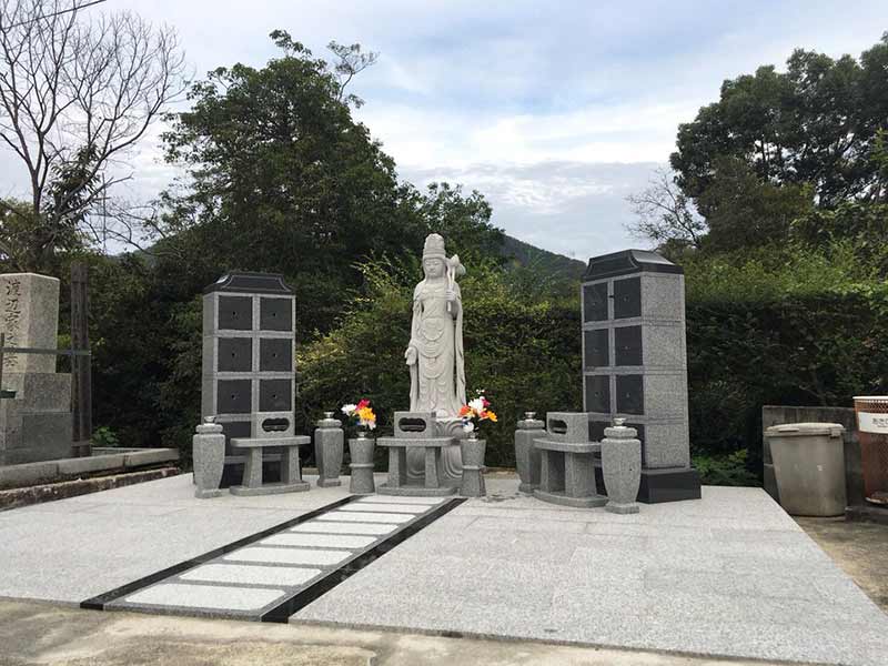 靖國寺 のうこつぼ