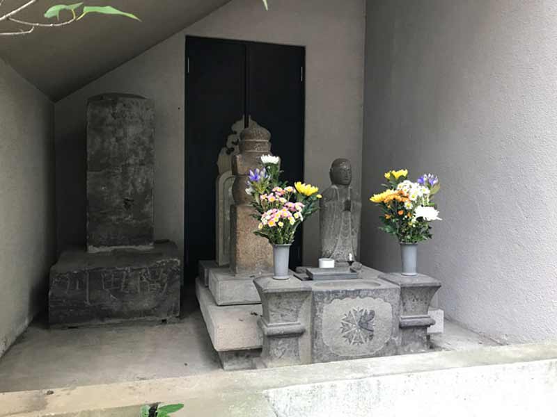 歓名寺 のうこつぼ