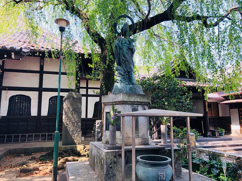 大雄寺 のうこつぼ