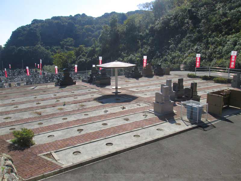 高城寺墓苑