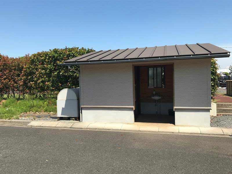 光明寺墓苑　清潔なトイレ