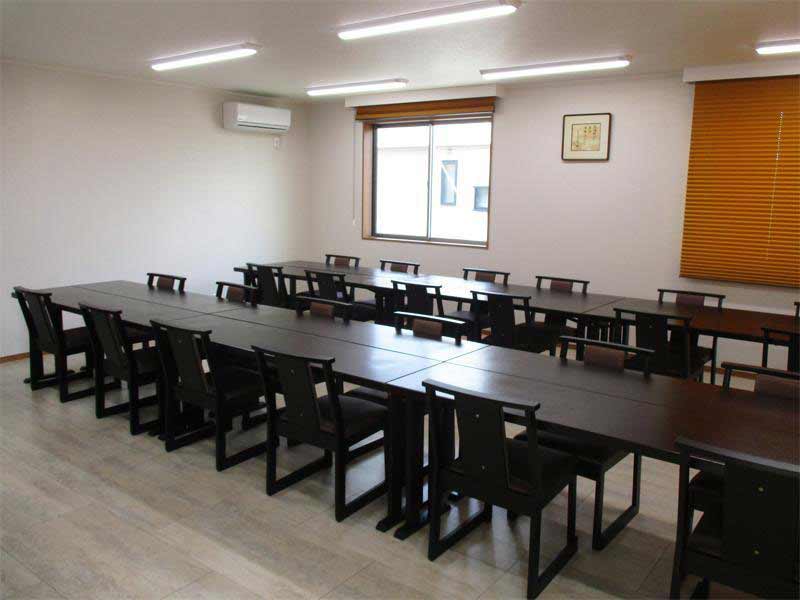 一ノ割駅前霊園　会食室の様子