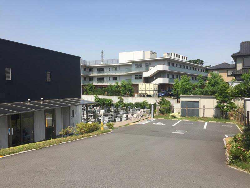 川口霊園かわぐちの杜第２期　墓地に一番近い身障者用駐車スペース