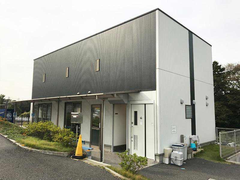 川口霊園かわぐちの杜第２期　管理棟にて線香と供花を販売しています