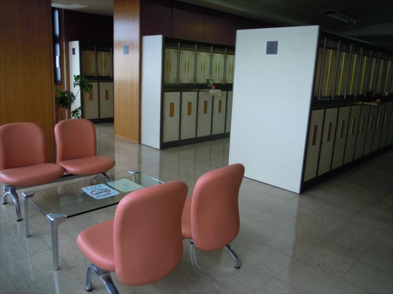 横浜市営久保山霊堂　室内納骨壇