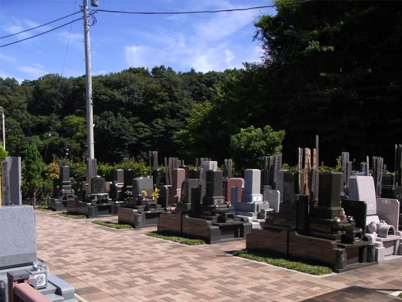 中和倉メモリアルひかりの郷　和型・洋型墓石