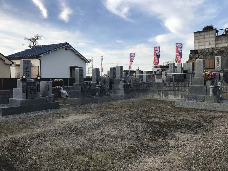 上石切法照寺霊苑　苑内風景