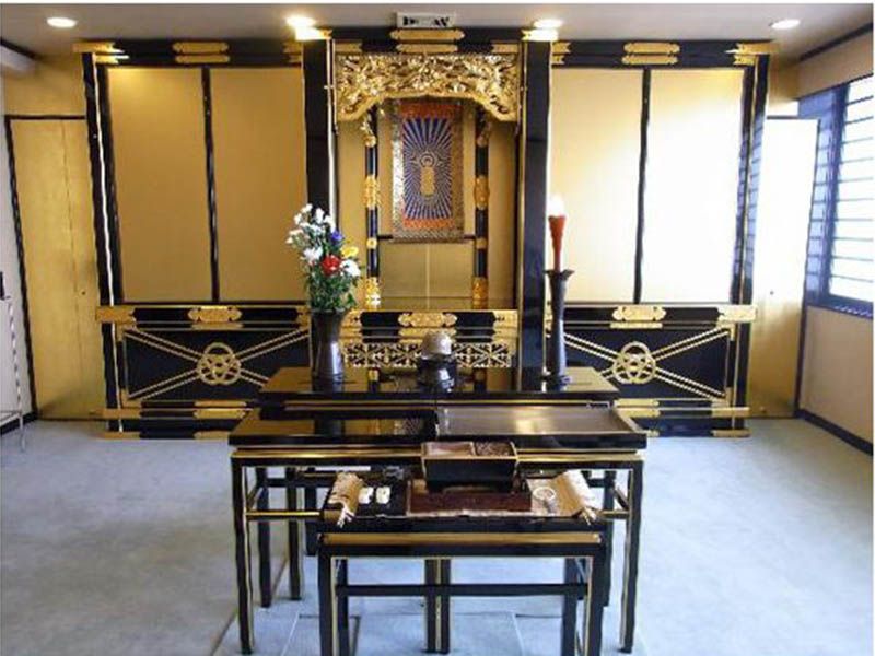 萬栄寺浄苑　法要施設も完備