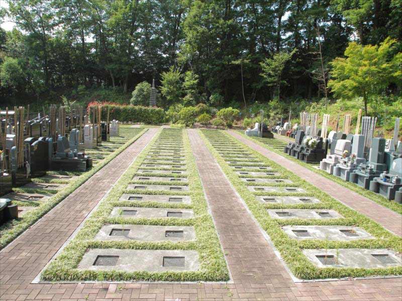 浄光の森聖地　「緑地付墓地」