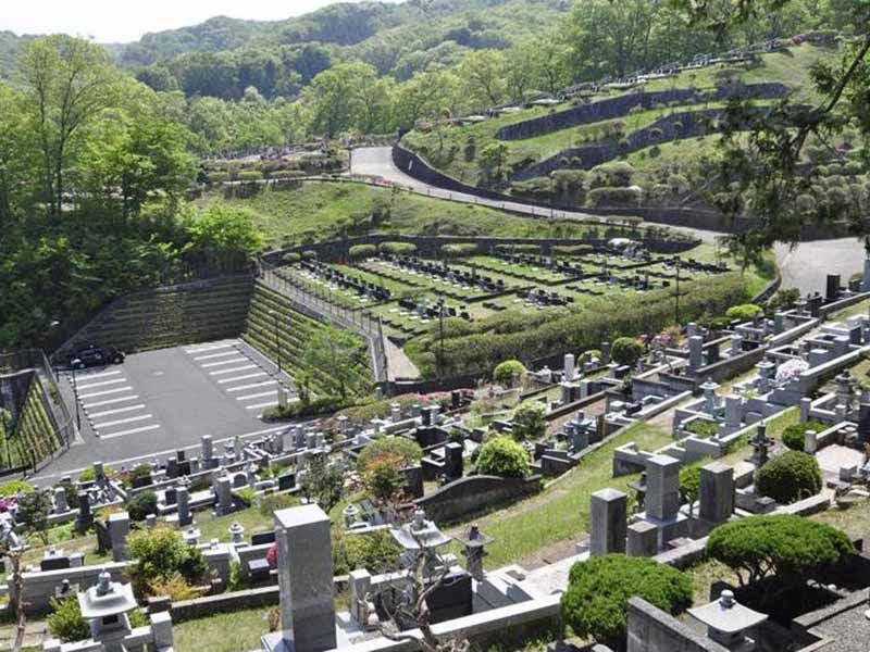 青梅市墓地公園　見晴らしの良い霊園