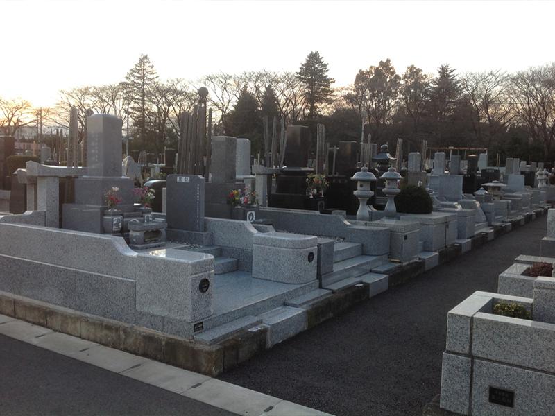 羽村市営 富士見霊園　霊園内はバリアフリー設計