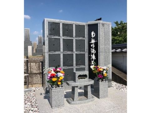 実相寺 のうこつぼ