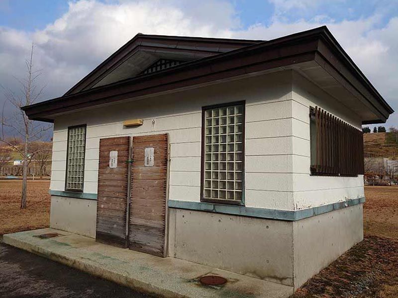 黒石市姥懐霊園墓地