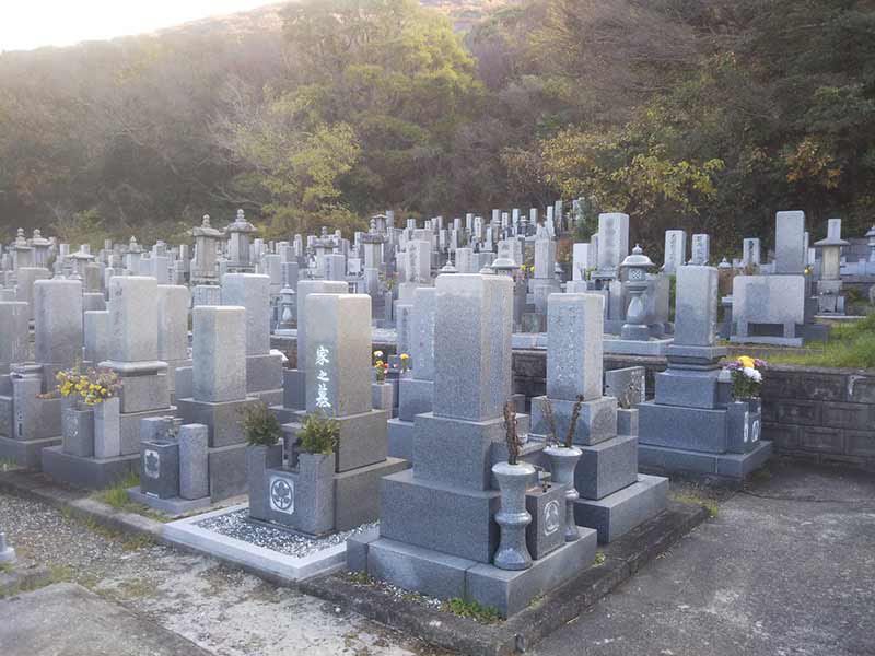 坂出市営 金山墓地