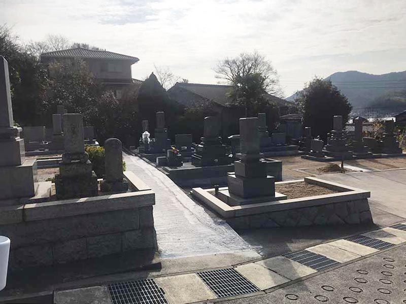 福山市内海町町共用墓地