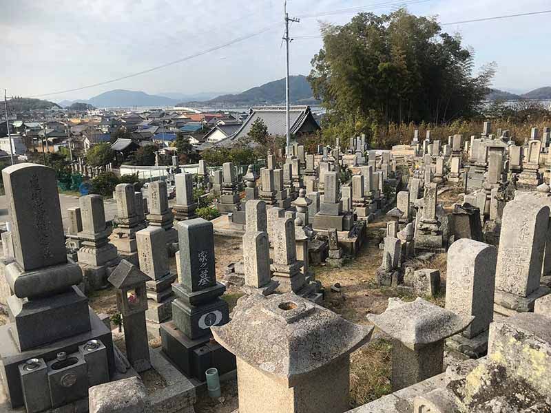 福山市内海町町共用墓地