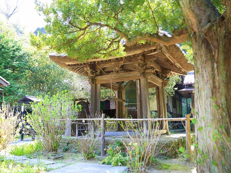 圓應寺墓苑（円應寺墓苑）　鐘楼