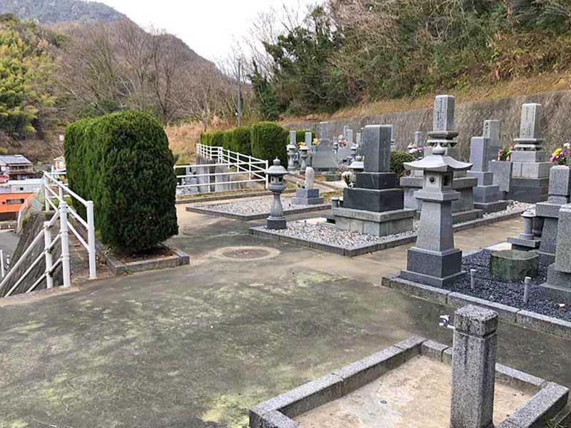 江田島市営 江田島中央墓苑