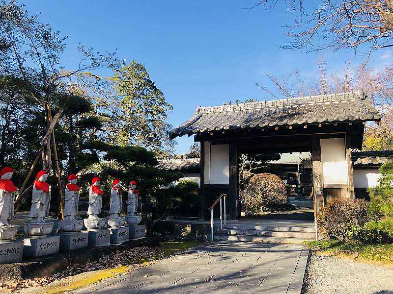 龍泉寺 のうこつぼ