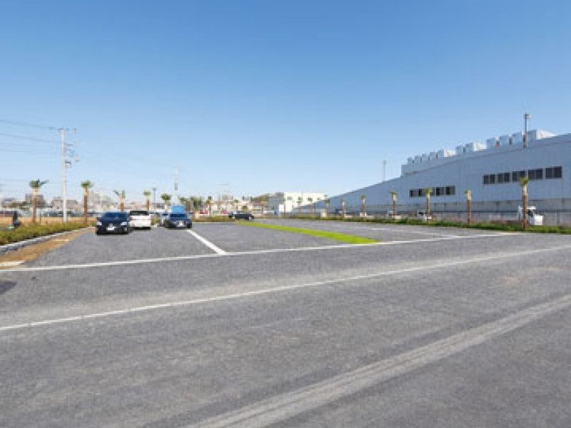 第二朝霞聖地霊園の駐車場