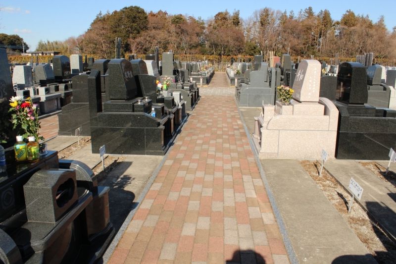 「むさしの聖地 永久の郷」の広い墓所