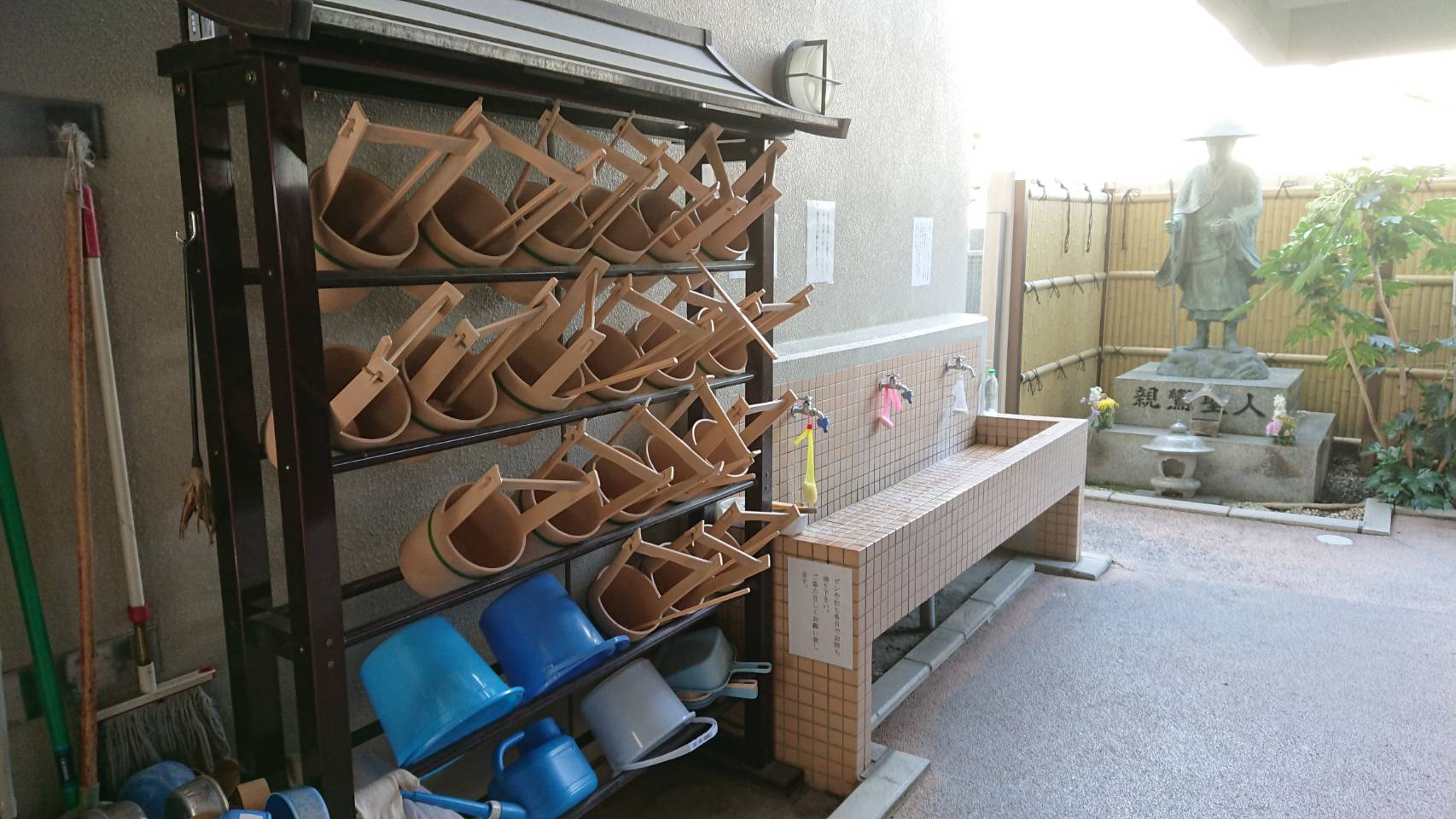 専光寺墓苑の給水設備