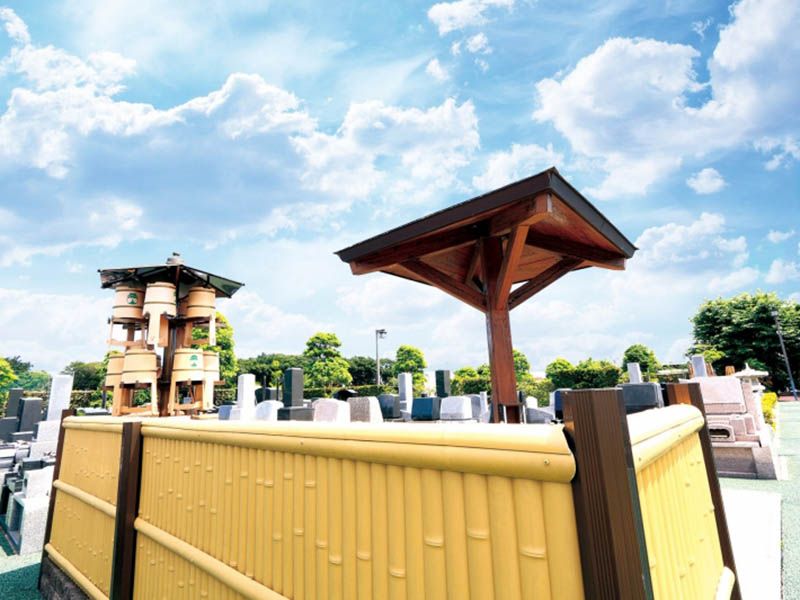 狭山やすらぎ霊園　たっぷり用意された桶