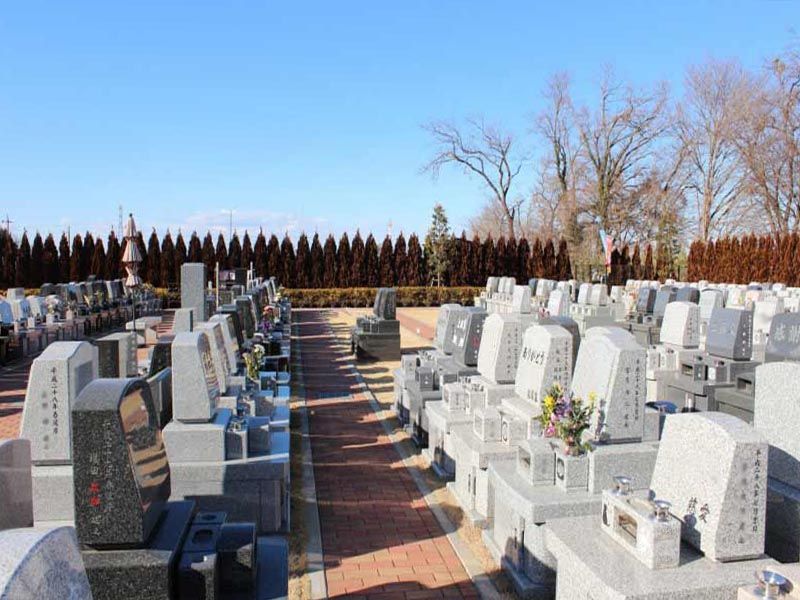 南川越霊園　開放感のある墓域