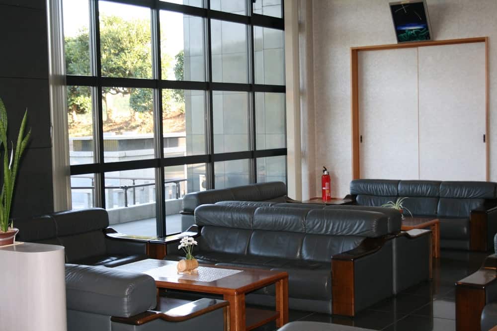 宮沢湖霊園の休憩所