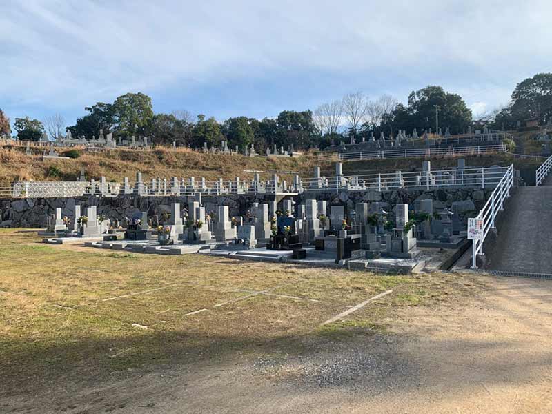 東かがわ市営 中筋霊園