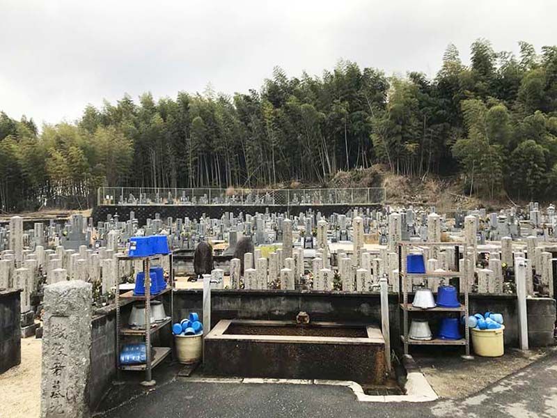 大山崎町営 見阿弥墓地
