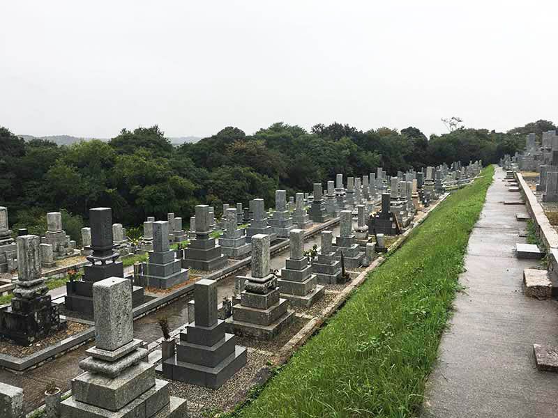 山口市営岡山共葬墓地