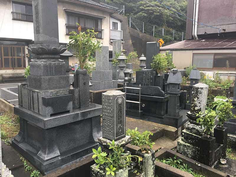 萩市営 椎原霊園