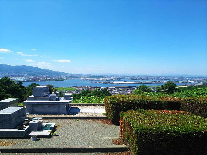 高塔山墓苑