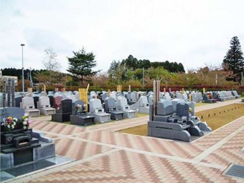 広々としたバリアフリー設計の霊園