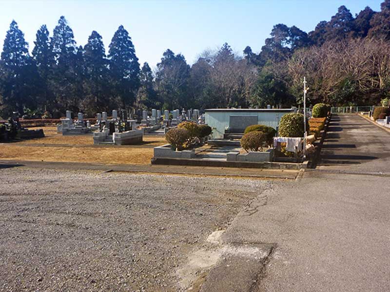 広々とした駐車場完備