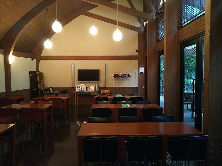 小平ふれあいパーク　休憩スペース