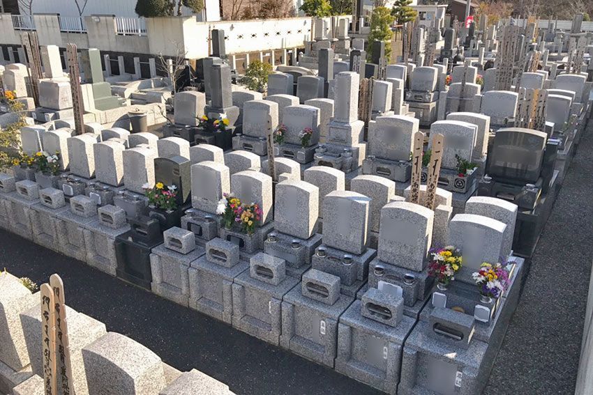 メモリーガーデン 彩の杜霊園