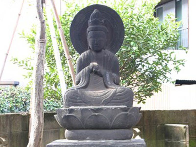 専念寺　大日如来石仏