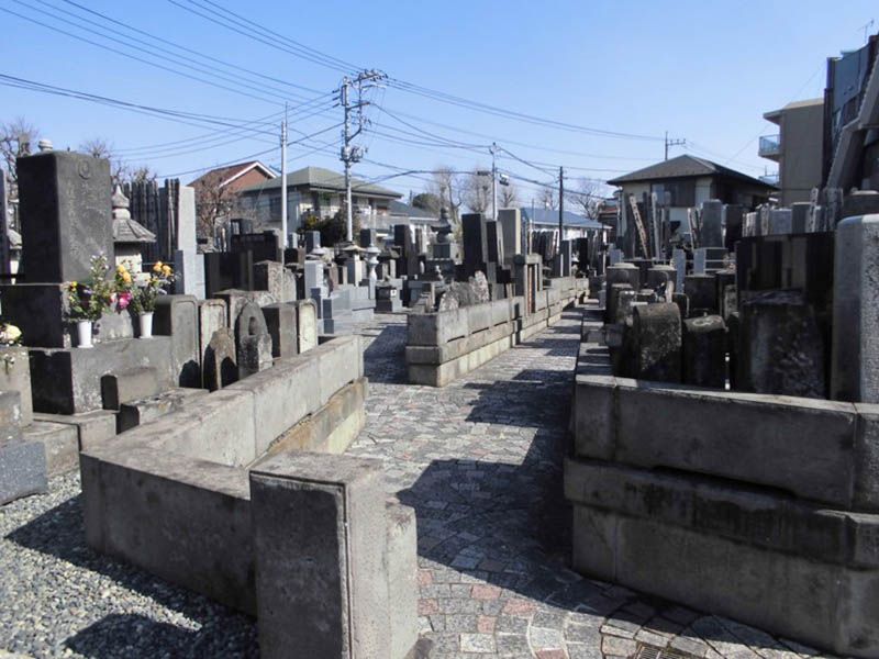 稲荷山 光明院　墓地内風景
